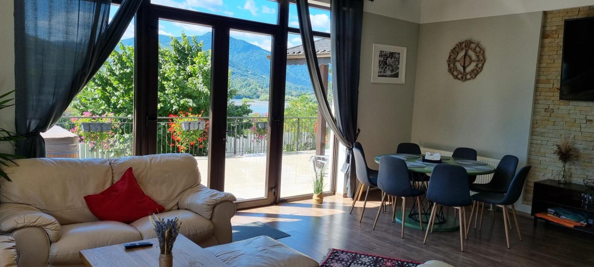 Casa Yla Villa Piatra Neamt Exterior photo